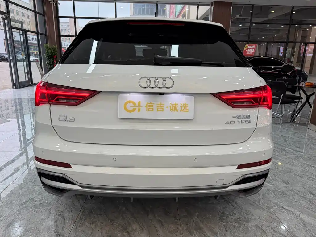 Audi Q3 2020 — фото 4