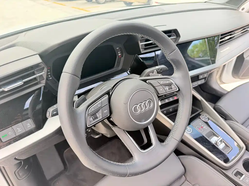 Audi A3 2022 — фото 15