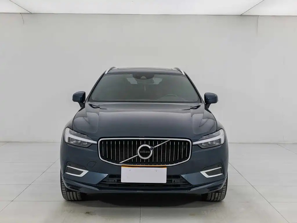 Volvo XC60 2021 — фото 2