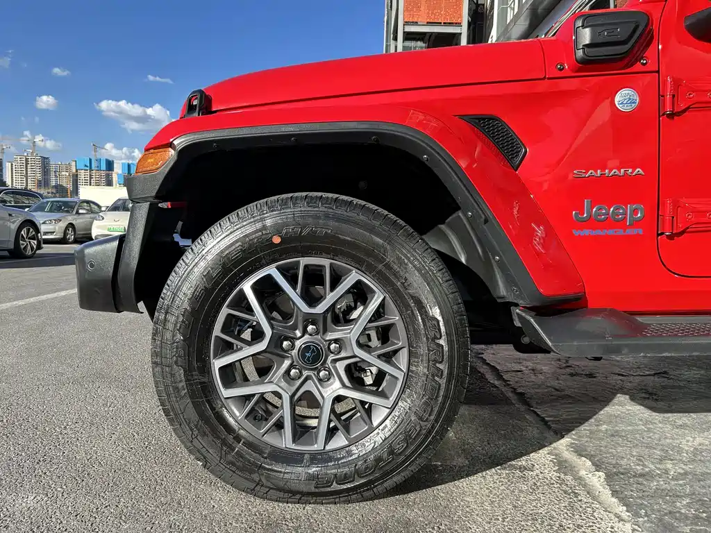 Jeep Wrangler New Energy 2025 — фото 19