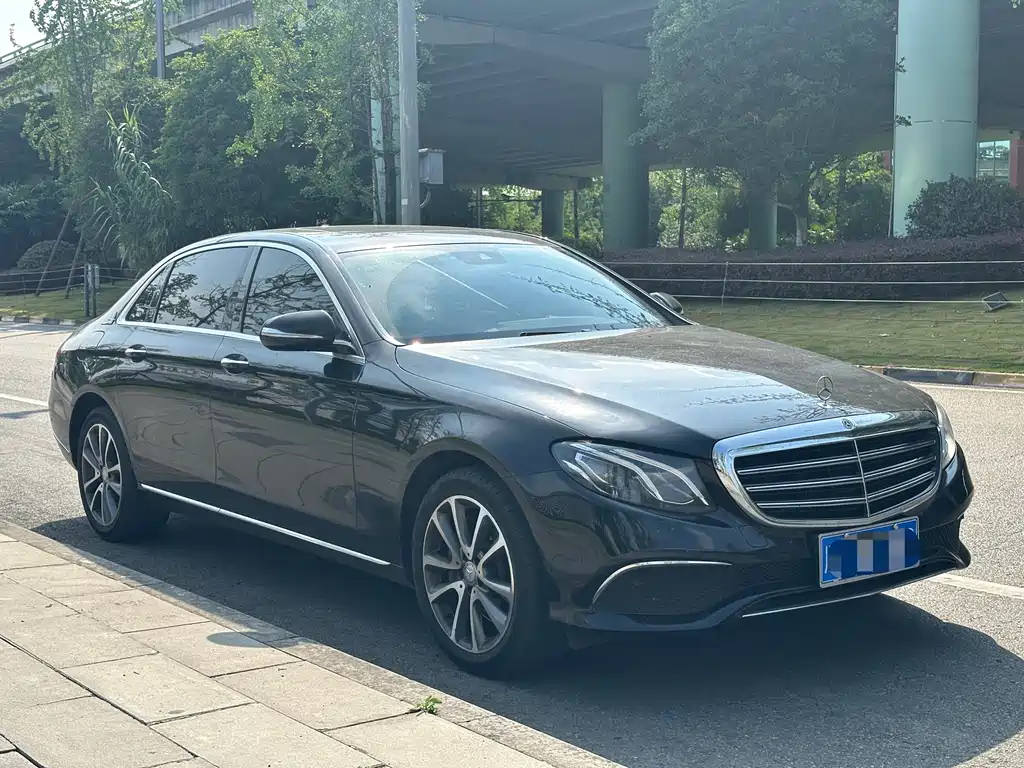 Mercedes-Benz E-Class 2017 — фото 3