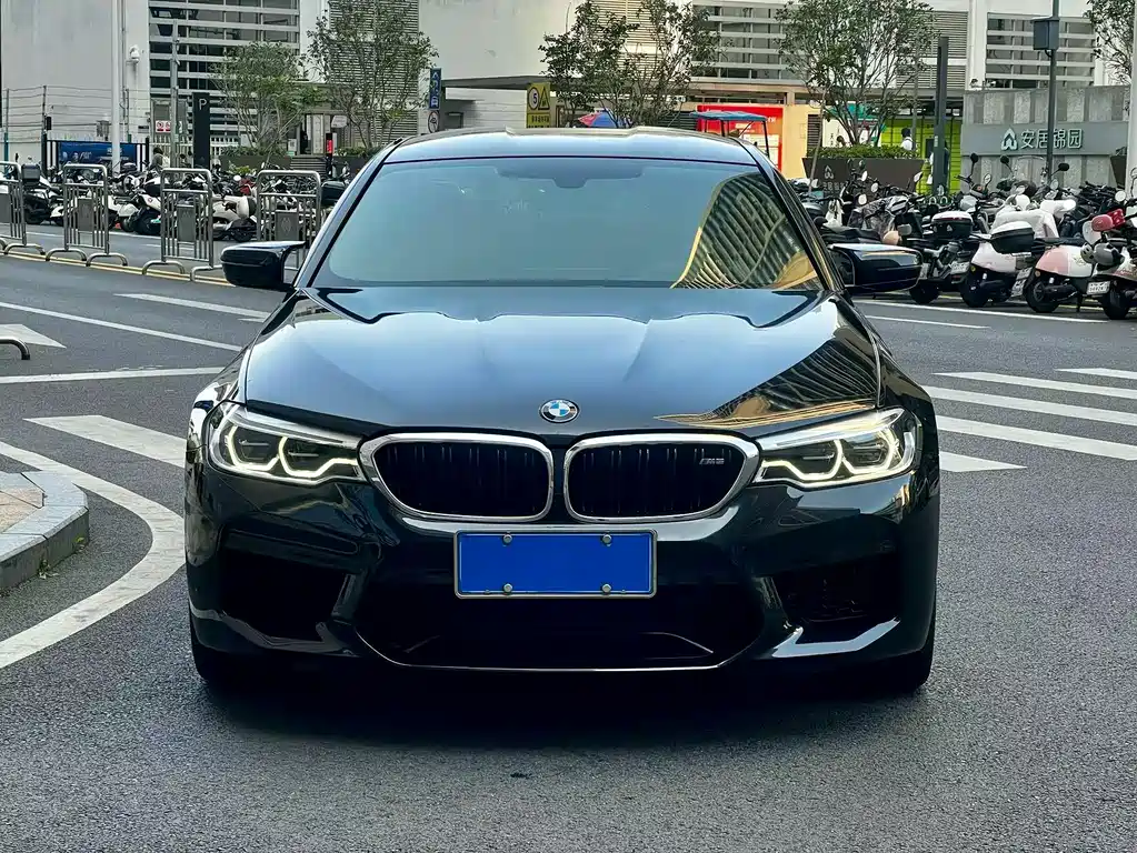 BMW M5 2019 — фото 2