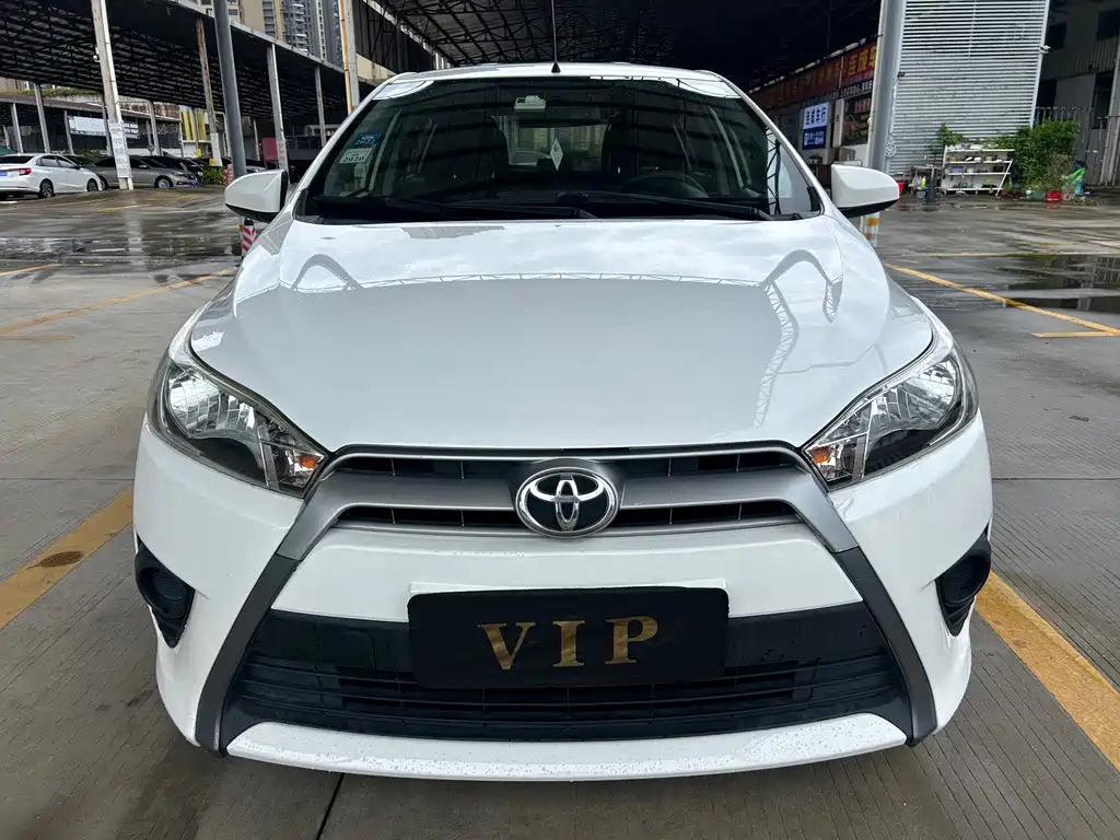 Toyota Yaris L 2016