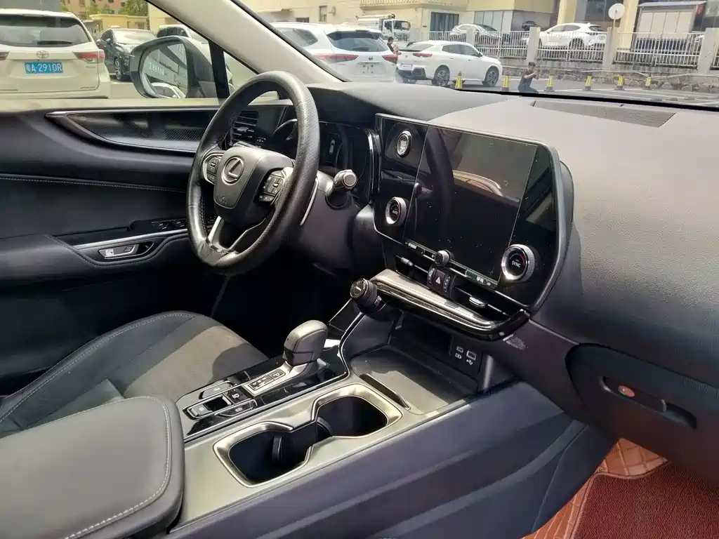 Lexus NX 2024 — фото 10