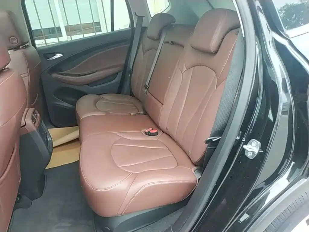 Buick Envision Plus 2021 — фото 17