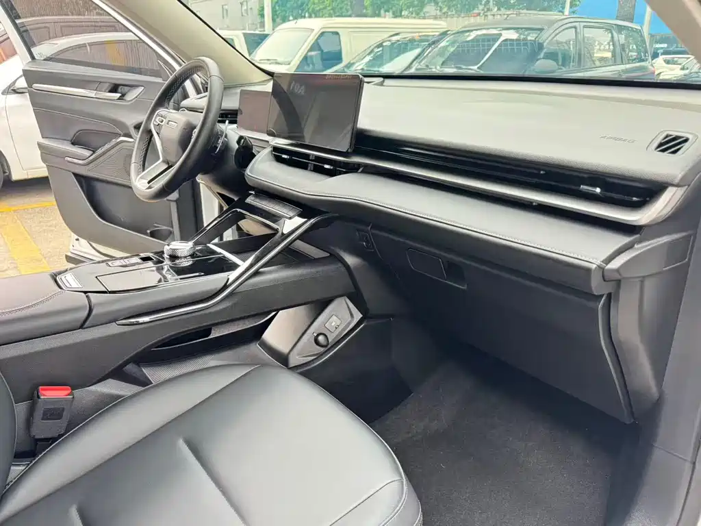Haval H6 2023 — фото 10