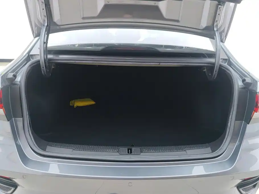 Roewe i5 2021