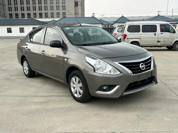 Nissan Sunny 2016