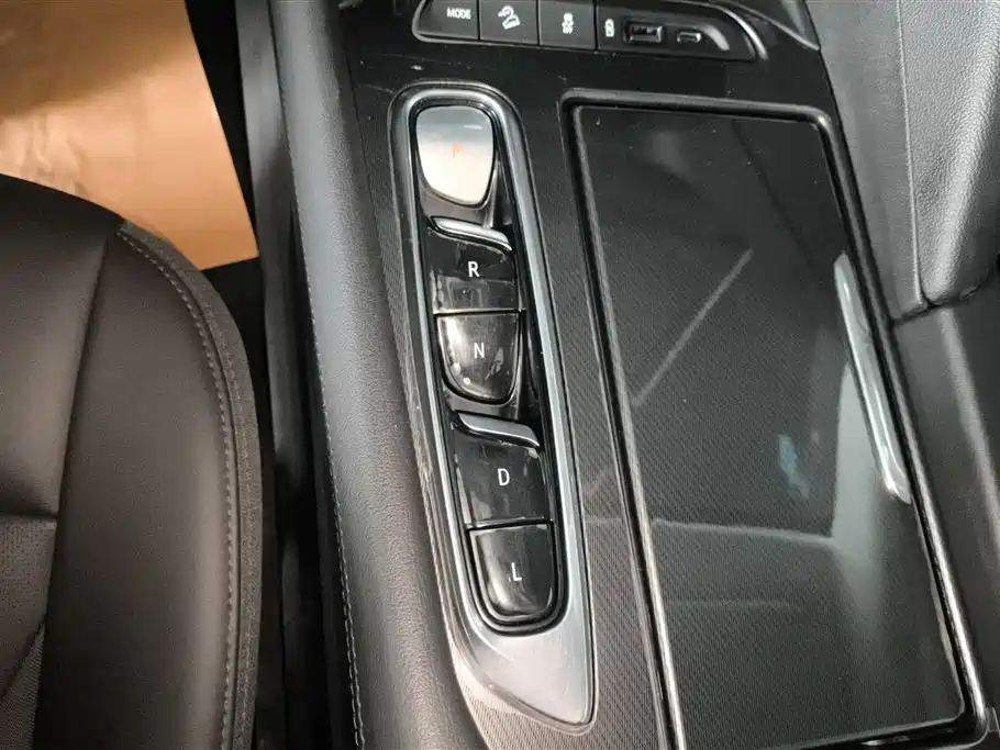 Buick Enclave 2020 — фото 16