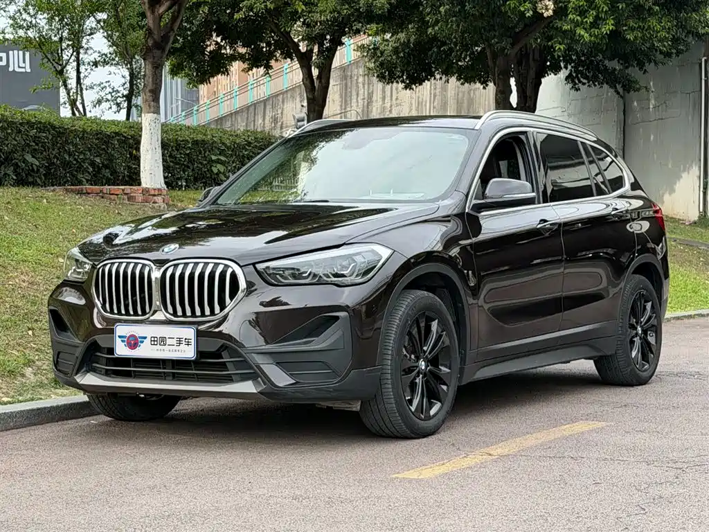BMW X1 2020 — фото 1