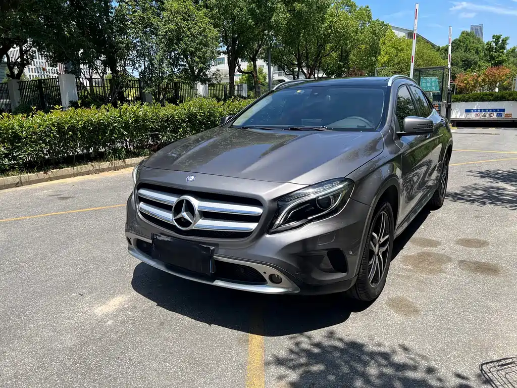 Mercedes-Benz GLA 2016