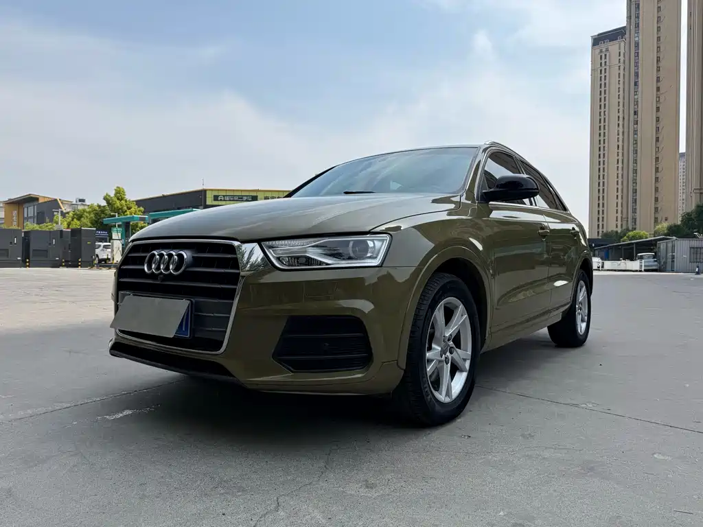 Audi Q3 2017 — фото 1