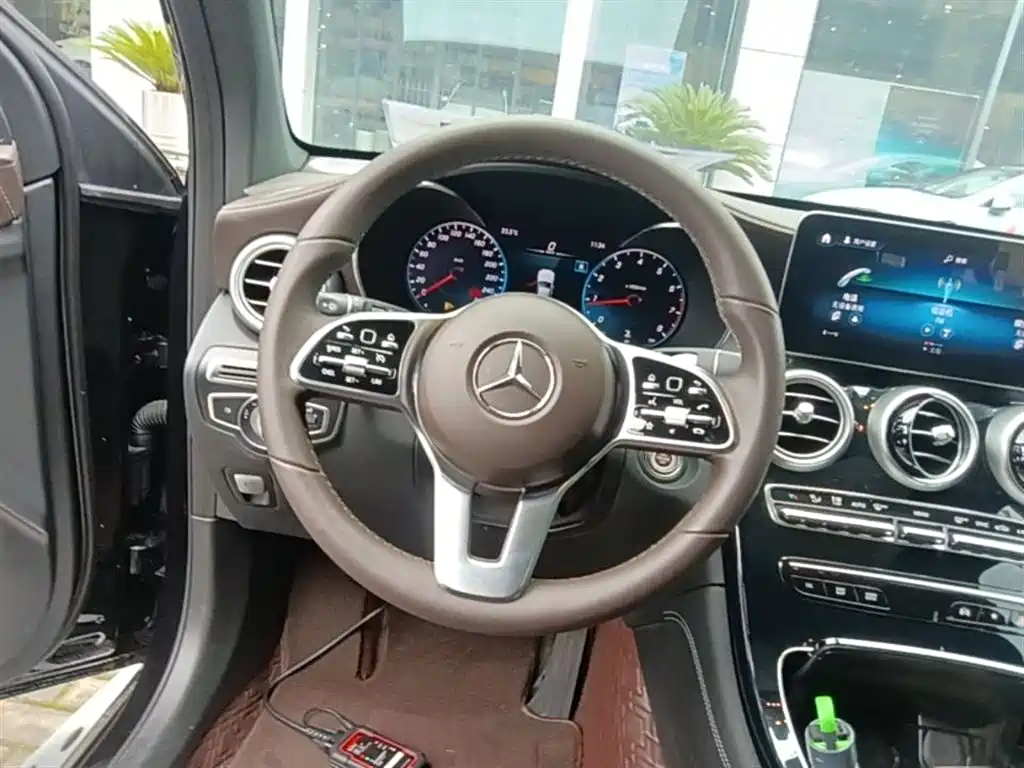 Mercedes-Benz GLC 2022 — фото 11