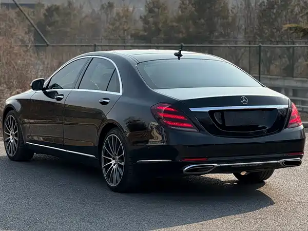 Mercedes-Benz S-Class 2018