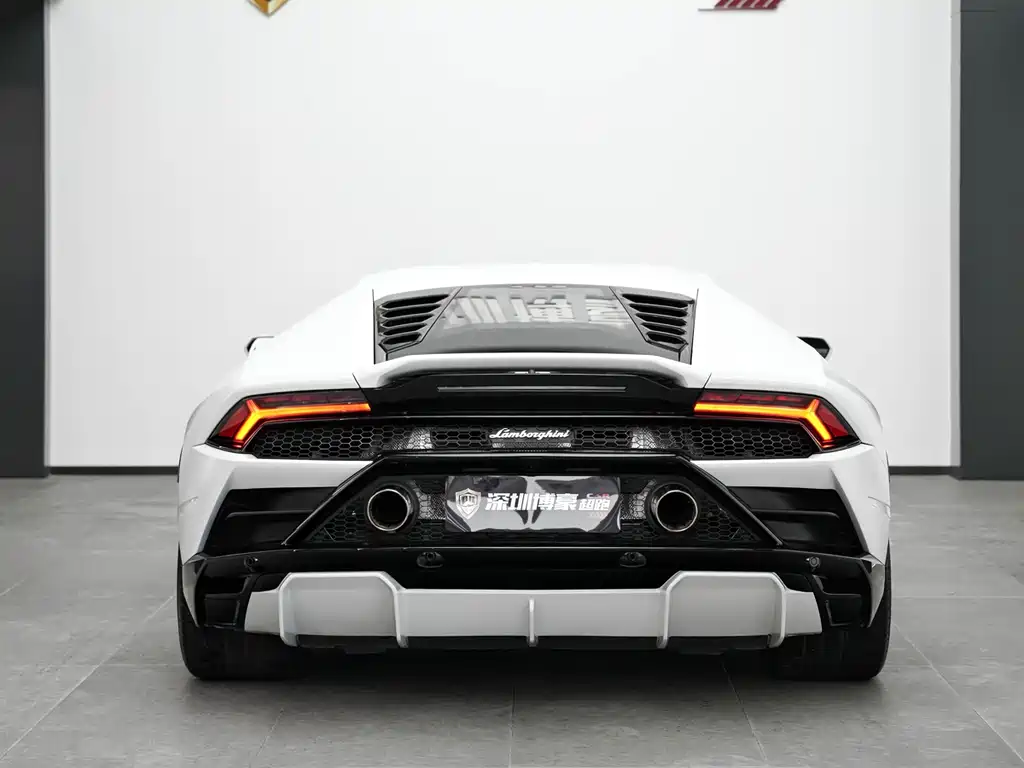 Lamborghini Huracán 2022 — фото 9