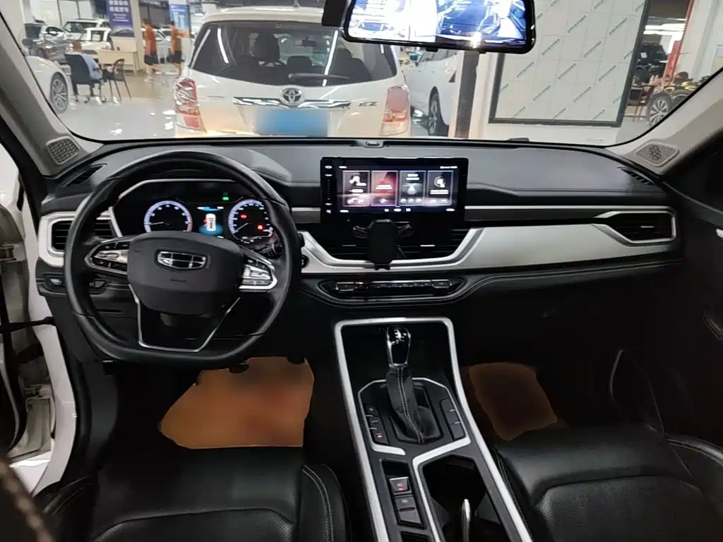 Geely Vision X6 2020 — фото 10