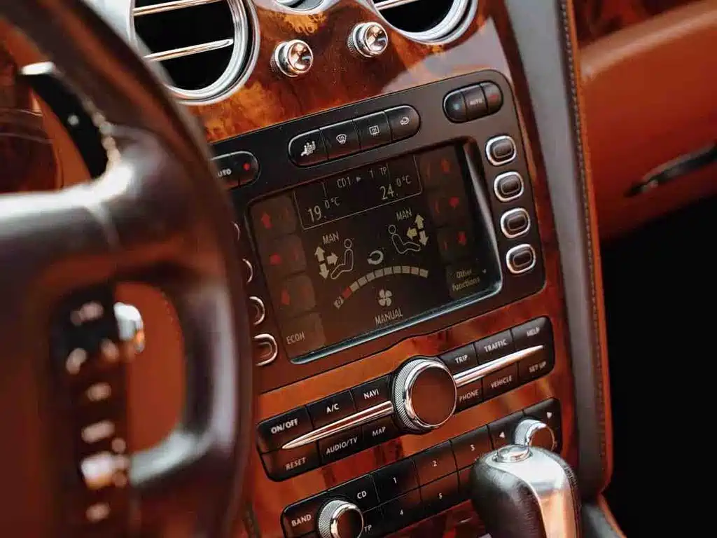Bentley Flying Spur 2008 — фото 9