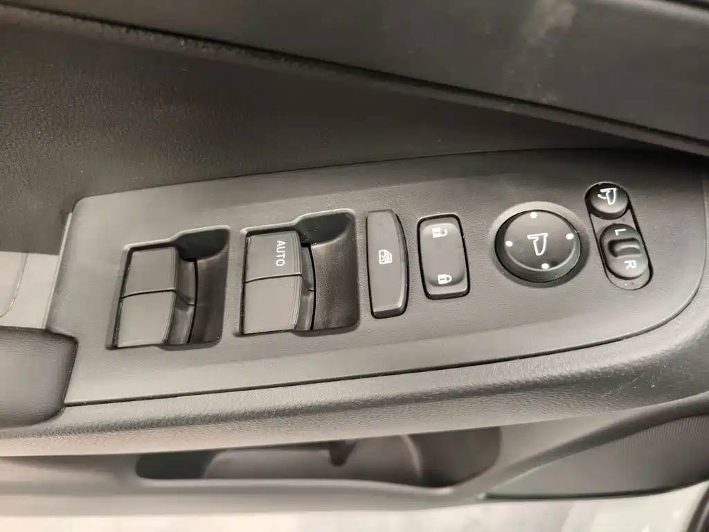 Honda Vezel 2023 — фото 23