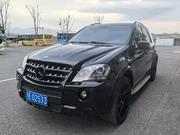 Mercedes-Benz M-Class AMG 2011