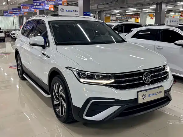Volkswagen Tiguan L 2023