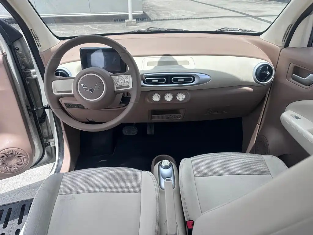 Wuling Hongguang MINIEV 2025