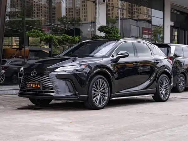 Lexus RX 2023