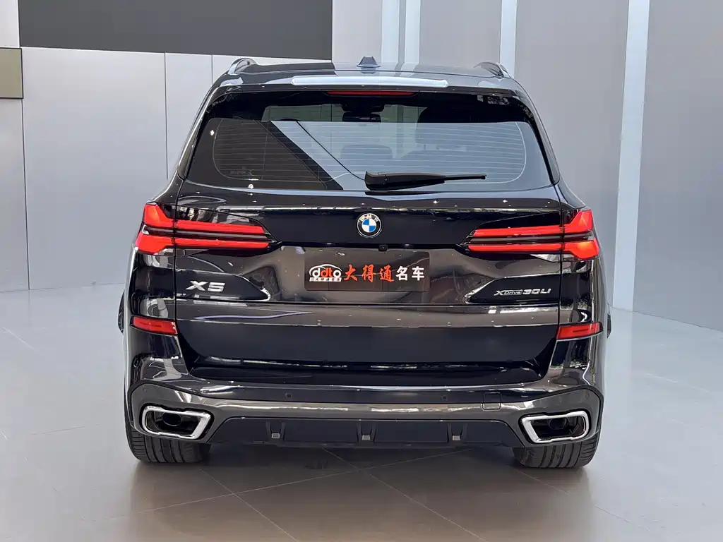 BMW X5 2025 — фото 15