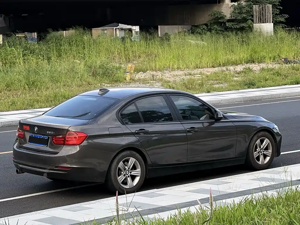 BMW 3 Series 2015