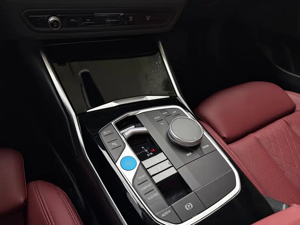 BMW i3 2023 — фото 12