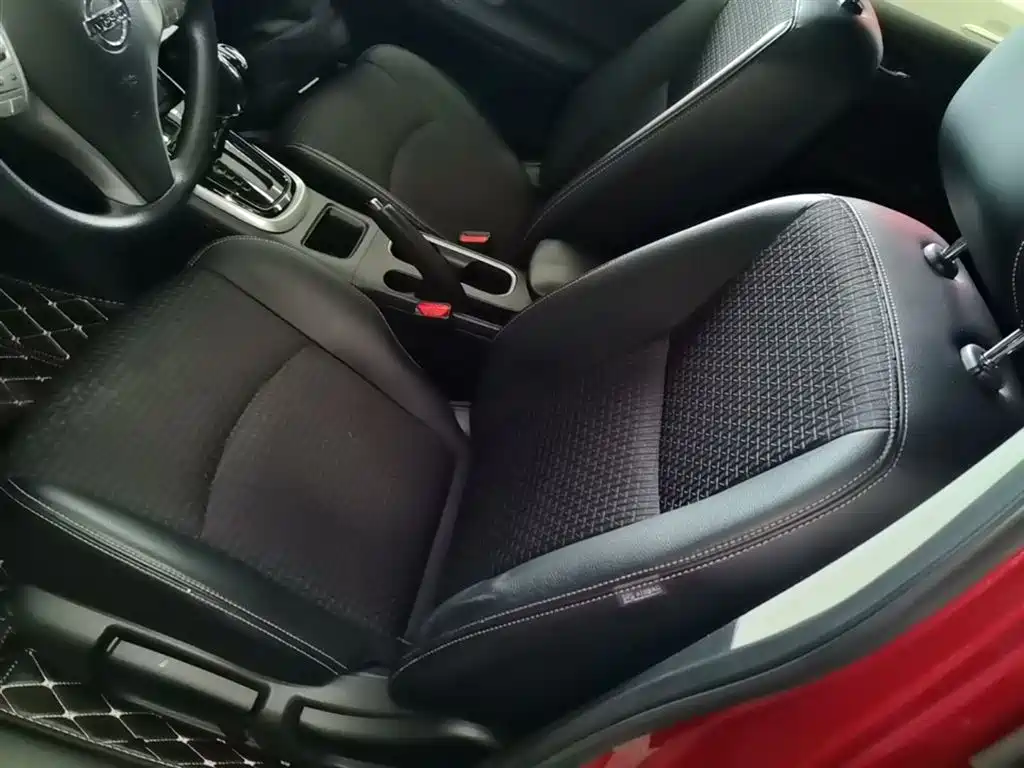 Nissan Tiida 2018 — фото 15