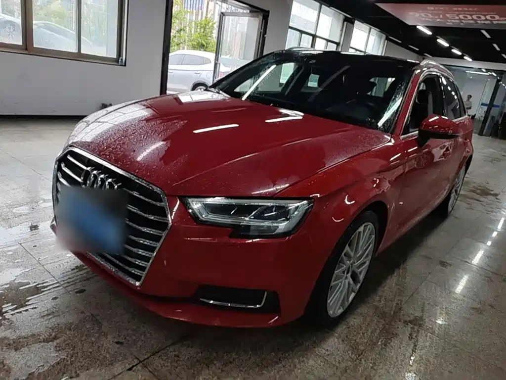 Audi A3 2018 — фото 1