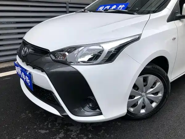 Toyota Yaris L 2019