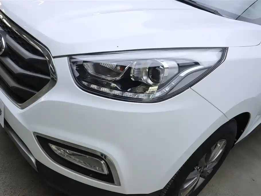 Hyundai ix35 2015 — фото 30