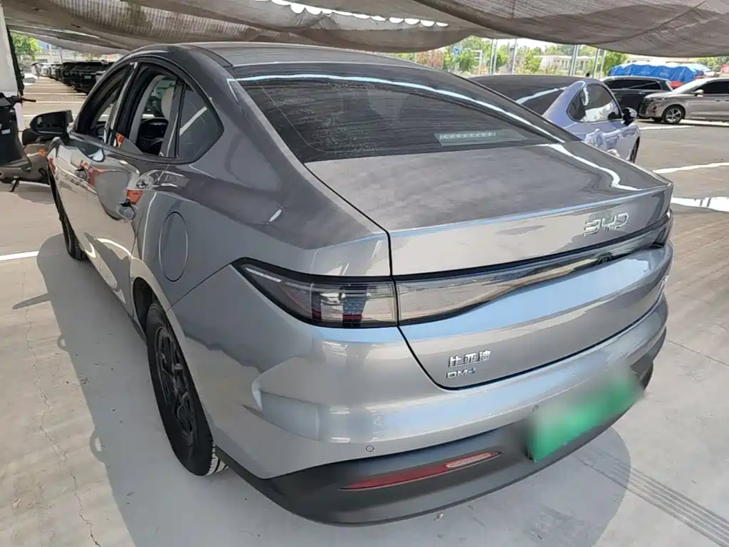 BYD Seal 05 DM-i 2025 — фото 5