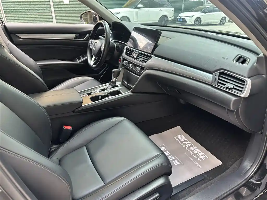 Honda Accord 2022 — фото 22