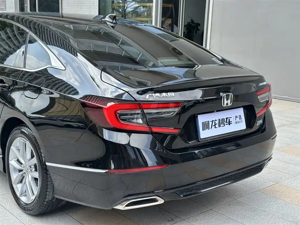 Honda Accord 2022 — фото 16
