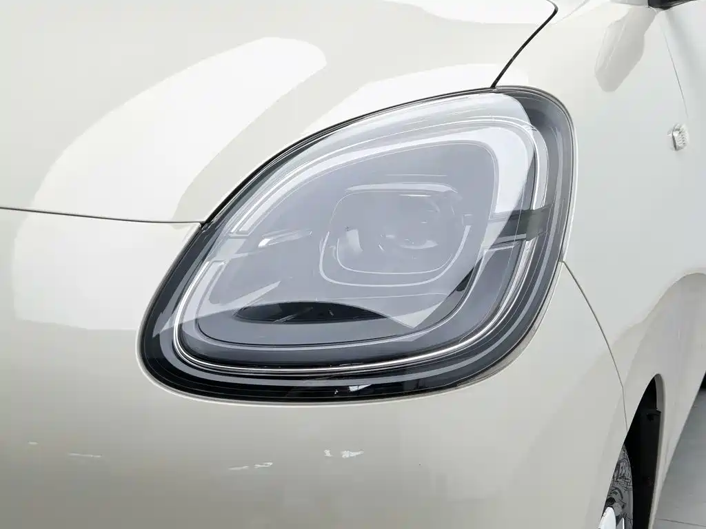 Wuling Hongguang MINIEV 2025