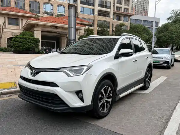 Toyota RAV4 2016