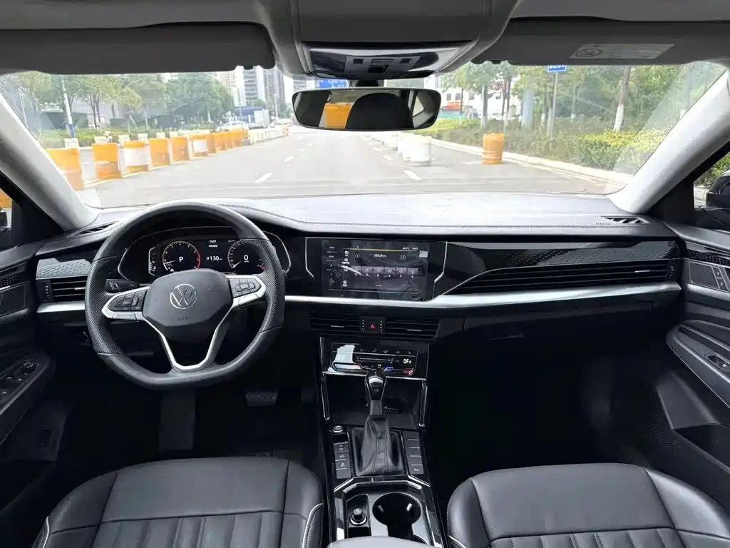 Volkswagen Passat 2021