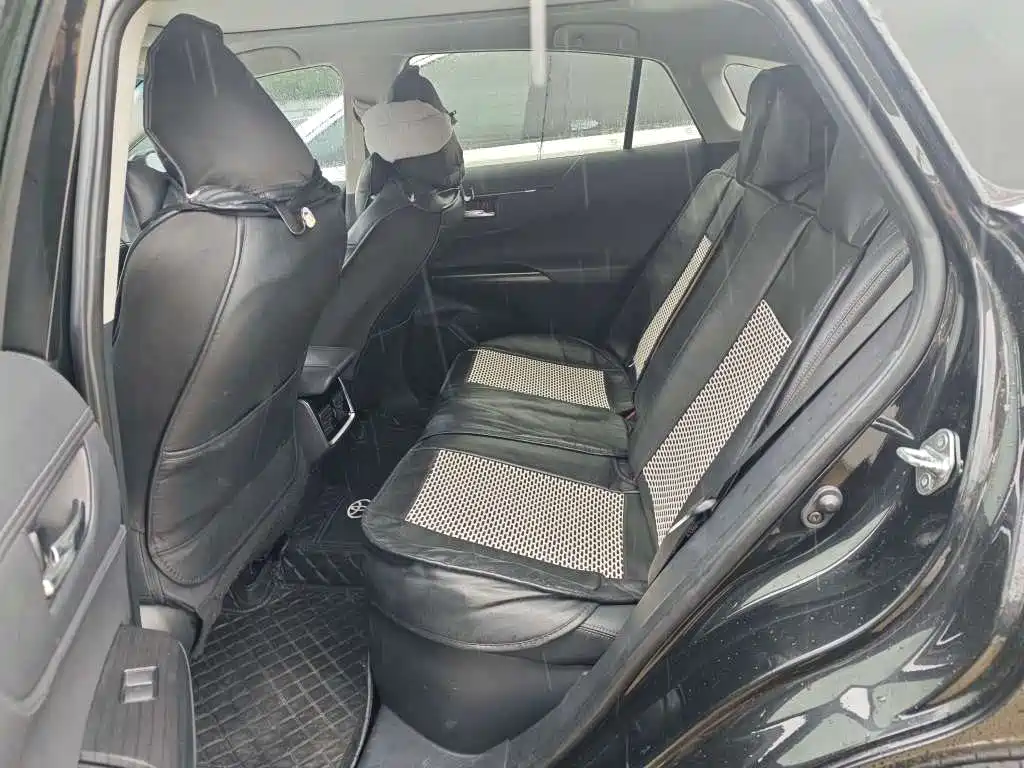 Toyota Harrier 2023 — фото 8