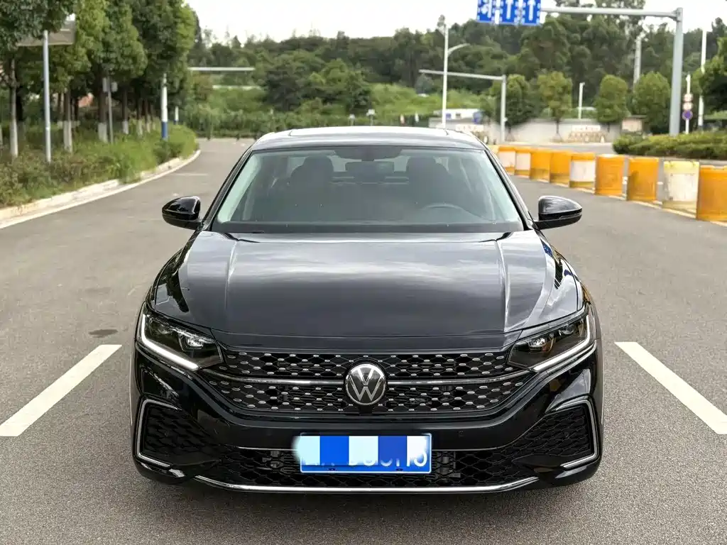 Volkswagen Passat 2021