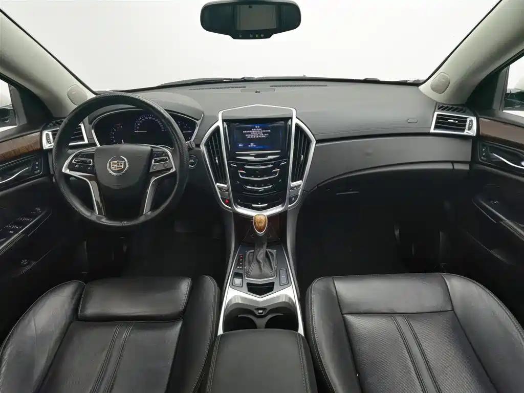 Cadillac SRX 2015 — фото 5