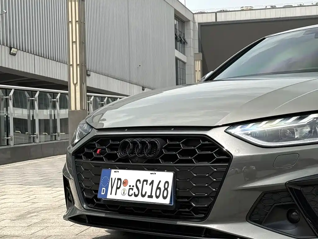 Audi S4 2023 — фото 2