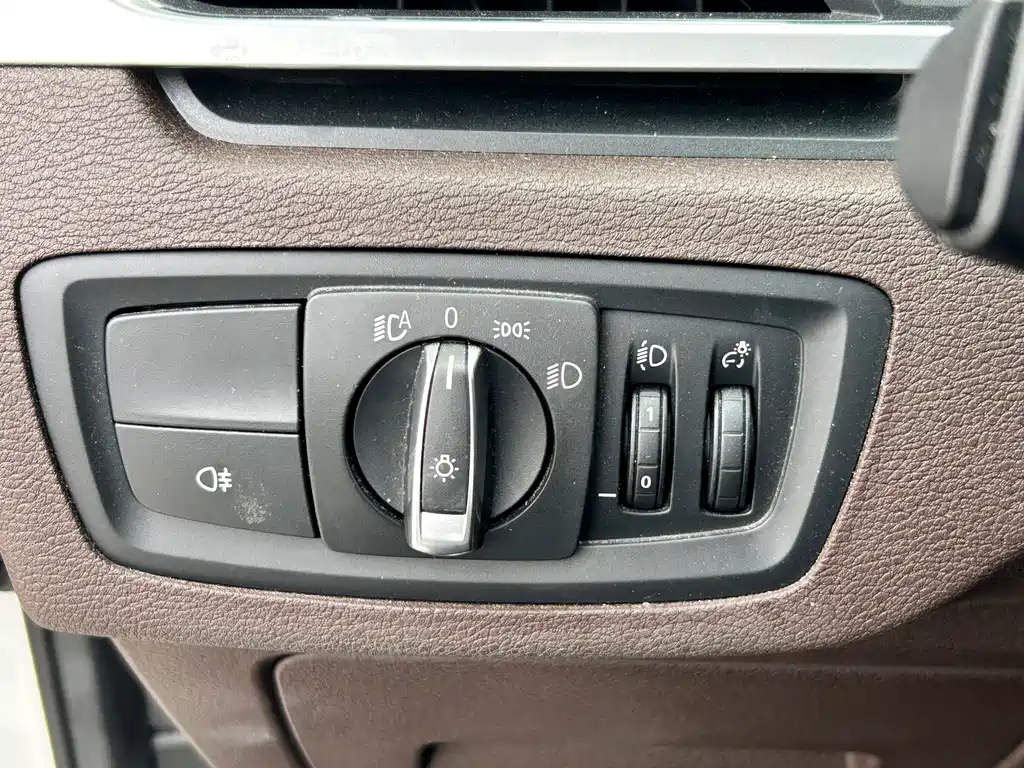 BMW X1 2022 — фото 12