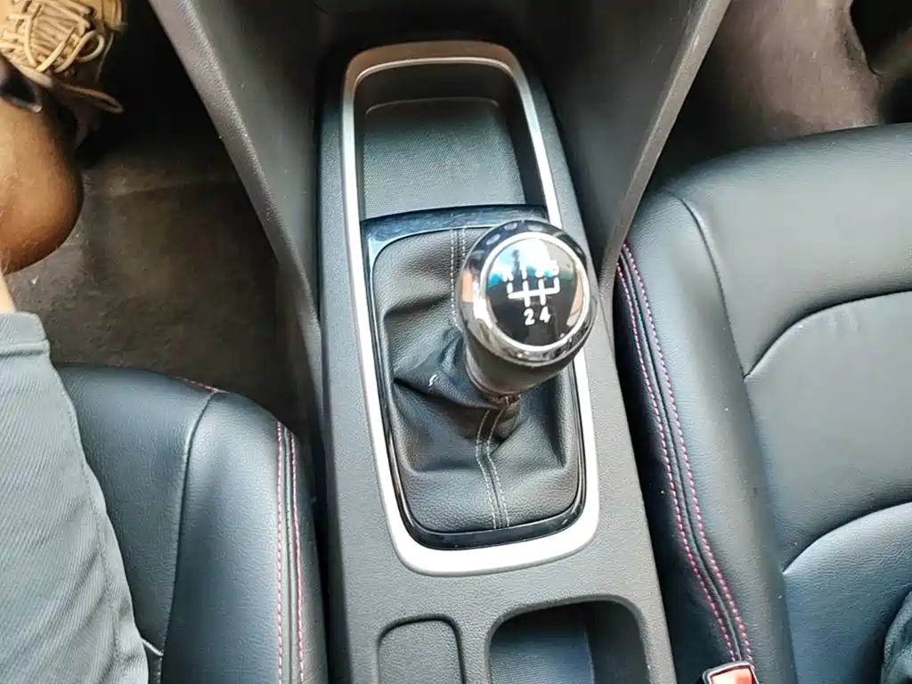 Chevrolet Cavalier 2018 — фото 14