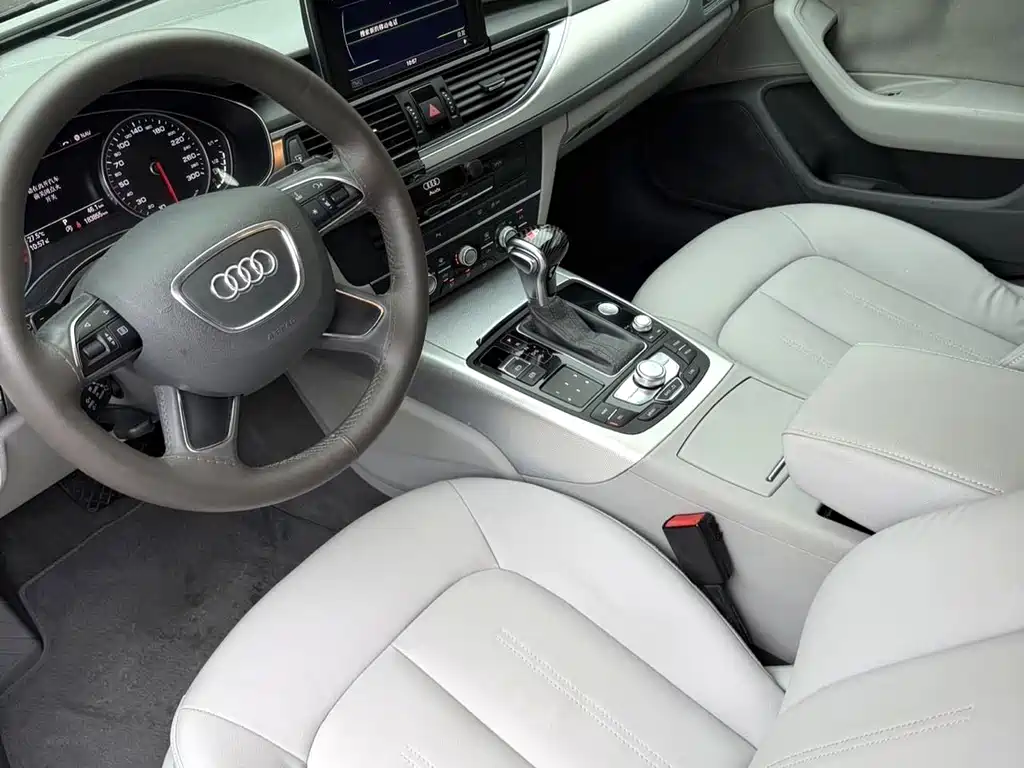 Audi A6L 2015 — фото 4