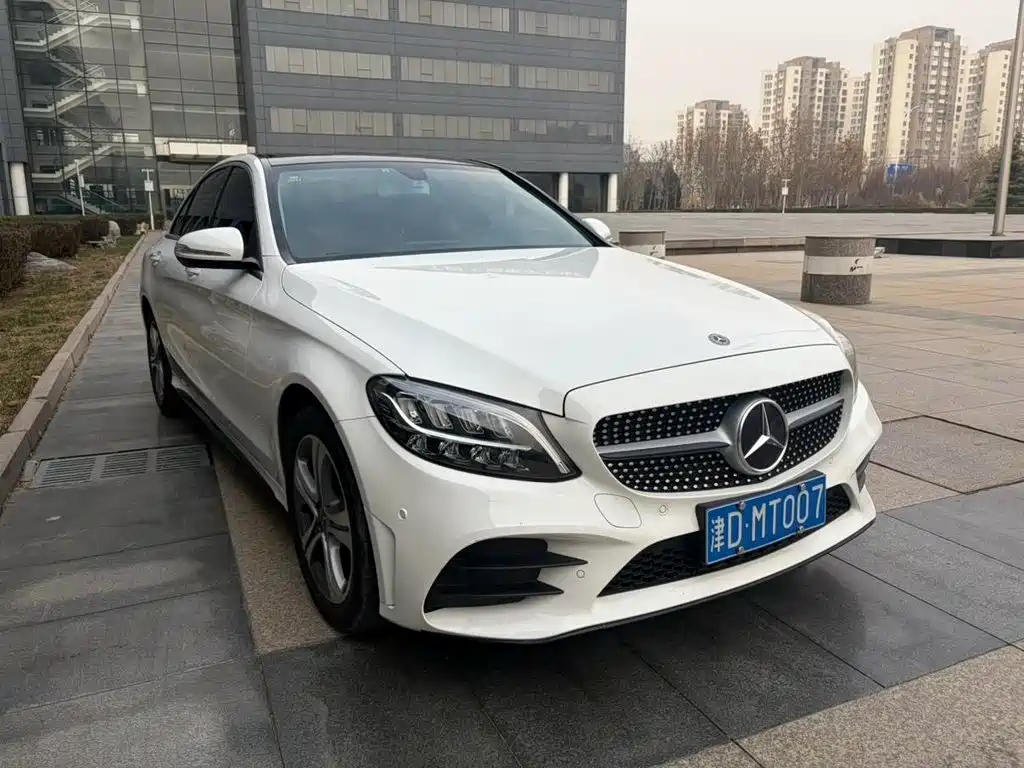 Mercedes-Benz C-Class 2019