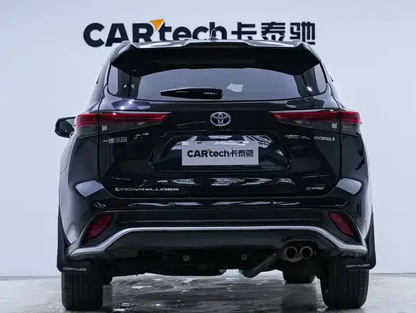 Toyota Crown Kluger 2021