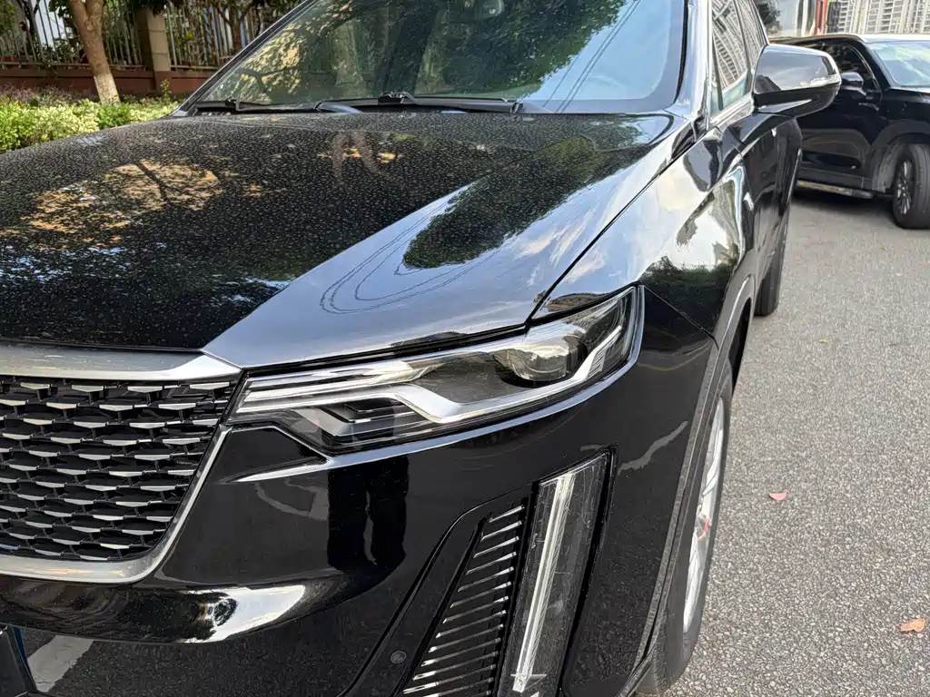 Cadillac XT6 2021 — фото 12