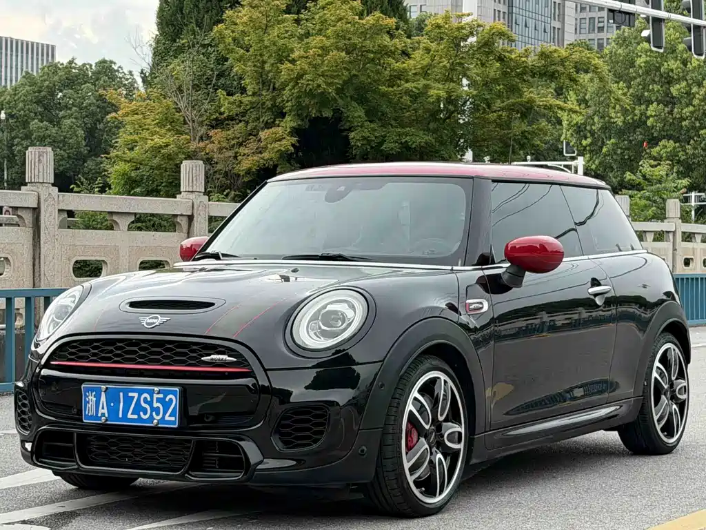 MINI JCW 2020 — фото 1